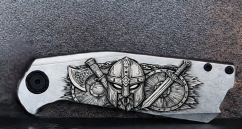 Pocketor 95 - Alu with Viking Battlefield engraving